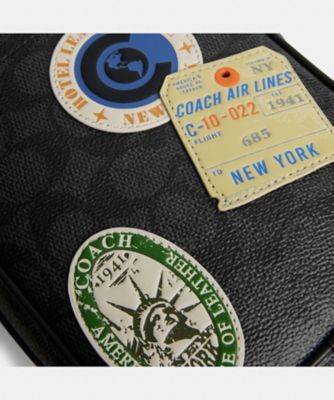 ヒッチ クロスボディ・シグネチャー キャンバス・パッチ | COACH